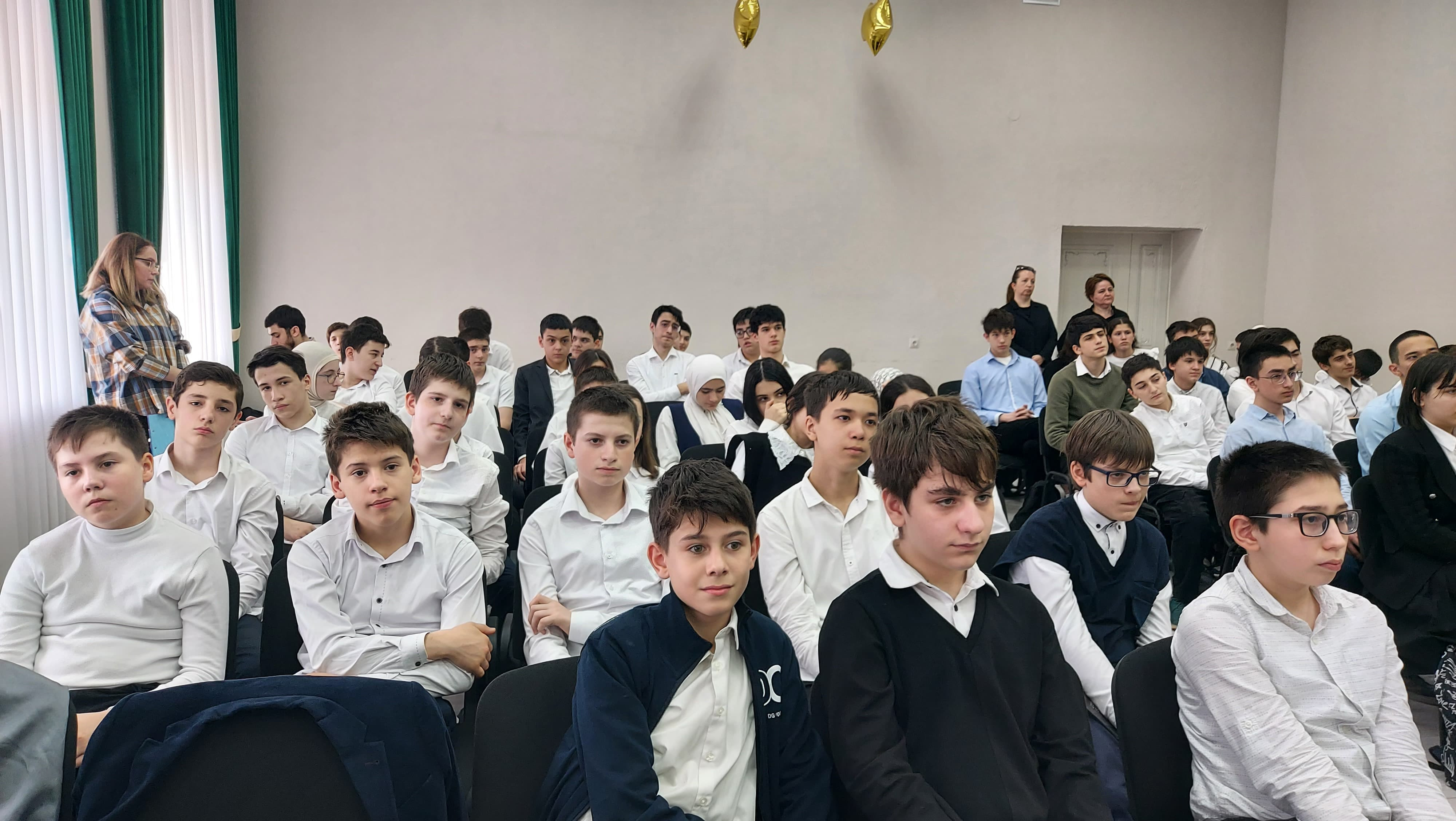Урок цифры "Технологии современного программирования" прошел в Махачкале